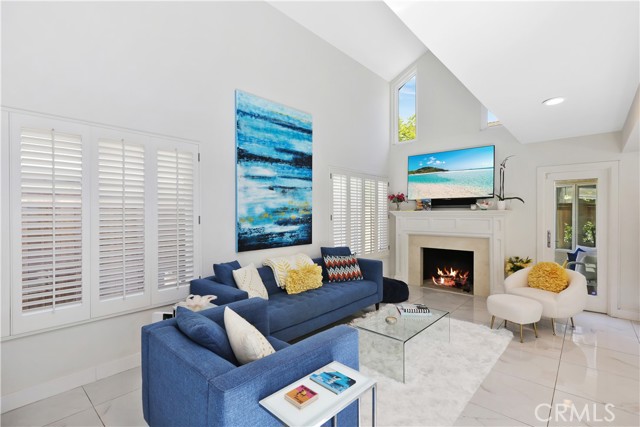 Detail Gallery Image 11 of 57 For 762 Tustin Avenue, Newport Beach,  CA 92663 - 2 Beds | 2/1 Baths