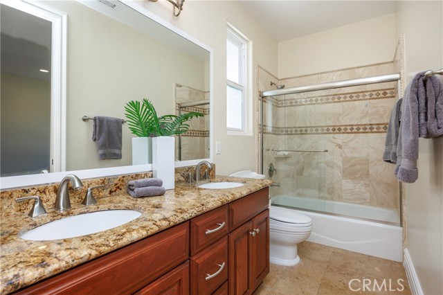 Detail Gallery Image 27 of 42 For 209 Chicago Ave, Huntington Beach,  CA 92648 - 3 Beds | 3/2 Baths