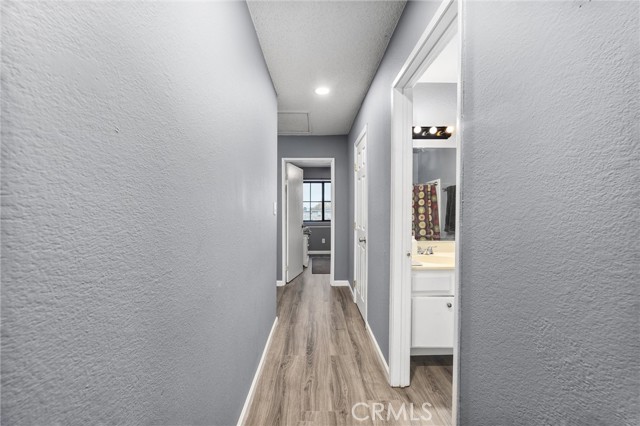 Detail Gallery Image 12 of 20 For 5517 Monitor St, Bakersfield,  CA 93307 - 4 Beds | 2/1 Baths