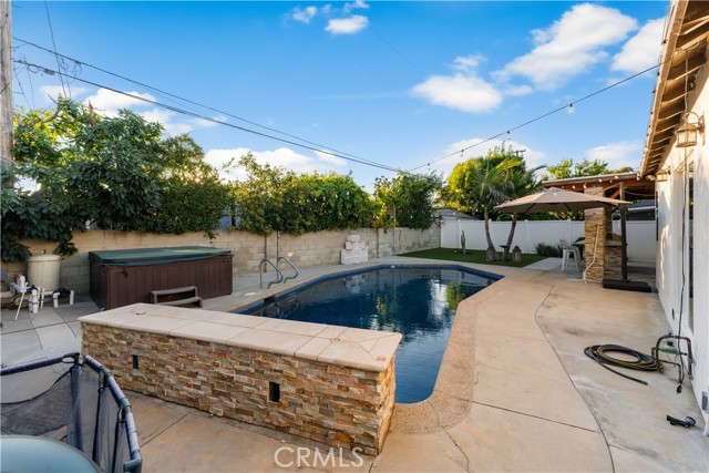 6653 Belmar Avenue, Reseda CA: https://media.crmls.org/medias/90ded61d-5bbd-4af8-a80f-5db8b00130ea.jpg