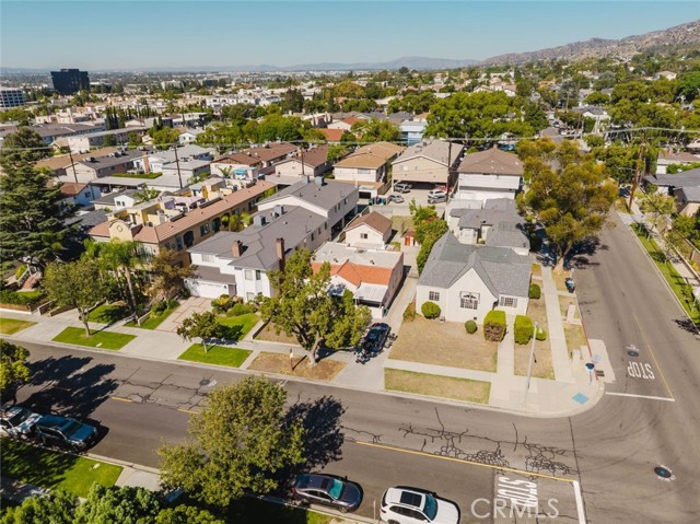 735 East Verdugo Avenue photo 4