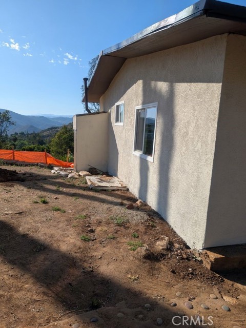4287 Rosa Rancho Lane, Fallbrook CA: https://media.crmls.org/medias/90dfb498-1107-4235-891b-7b3c3d5039fd.jpg