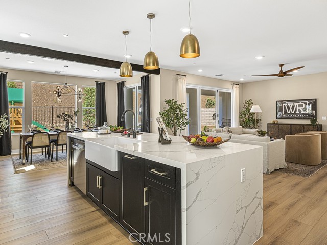 Detail Gallery Image 16 of 45 For 30110 Crestline Court, Castaic,  CA 91384 - 4 Beds | 3/1 Baths
