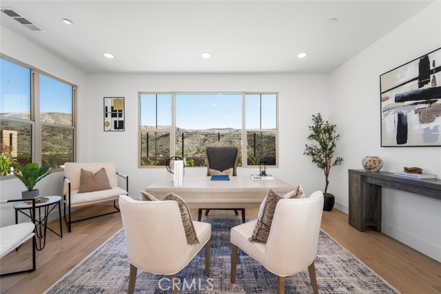 Detail Gallery Image 11 of 38 For 107 Somera, Irvine,  CA 92602 - 4 Beds | 3 Baths