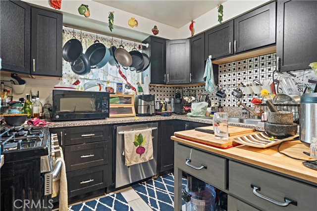 Detail Gallery Image 4 of 38 For 12915 Lariat, Norwalk,  CA 90650 - 3 Beds | 2 Baths