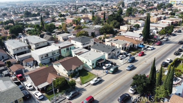 2546 Broadway, Huntington Park, California 90255, ,Residential Income,For Sale,2546 Broadway,CRDW24023441