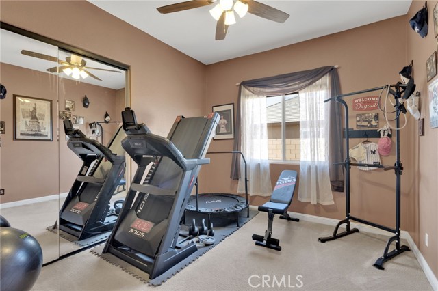 Detail Gallery Image 47 of 75 For 12916 Hyperion Ln, Apple Valley,  CA 92308 - 5 Beds | 3/1 Baths
