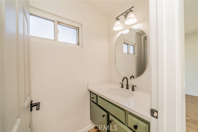 Detail Gallery Image 10 of 27 For 11321 Homewood Dr, Fontana,  CA 92337 - 4 Beds | 2/1 Baths