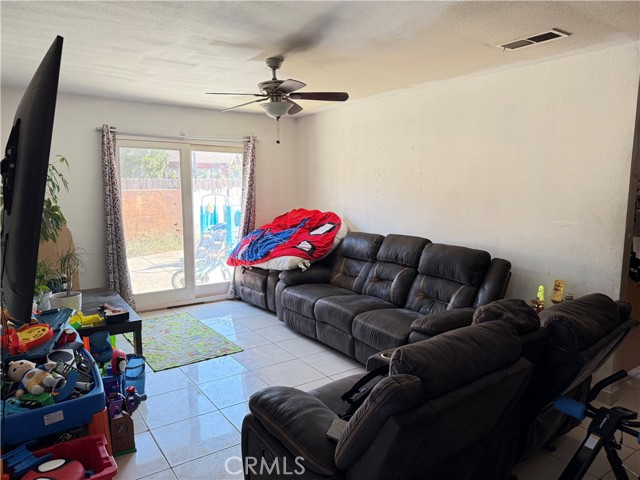 Detail Gallery Image 12 of 19 For 278 Gable Dr., Orland,  CA 95963 - 4 Beds | 2 Baths