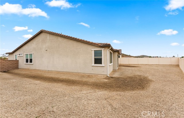 25200 Forest Hills Drive, Menifee CA: https://media.crmls.org/medias/90e3c4ab-d75d-4ea6-a1d5-5cbaccd58754.jpg