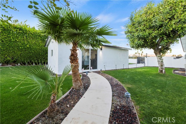 1757 Park View Drive, Palm Springs CA: https://media.crmls.org/medias/90e3e313-df8a-4776-94c0-3e983837e2b9.jpg