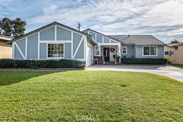 14708 Los Fuentes Rd, La Mirada, CA 90638