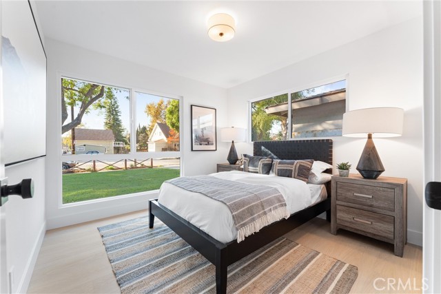 Detail Gallery Image 26 of 40 For 325 S Harwood St, Orange,  CA 92866 - 4 Beds | 2 Baths