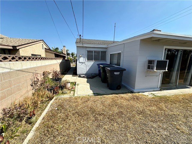 7490 Santa Elena Drive, Buena Park CA: https://media.crmls.org/medias/90e444a5-c956-49fe-8590-e50d68cd5814.jpg