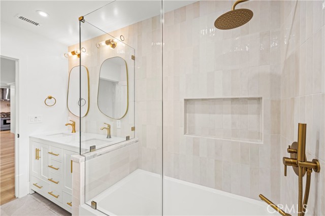 Detail Gallery Image 33 of 40 For 16243 Chatsworth St, Granada Hills,  CA 91344 - 3 Beds | 2 Baths