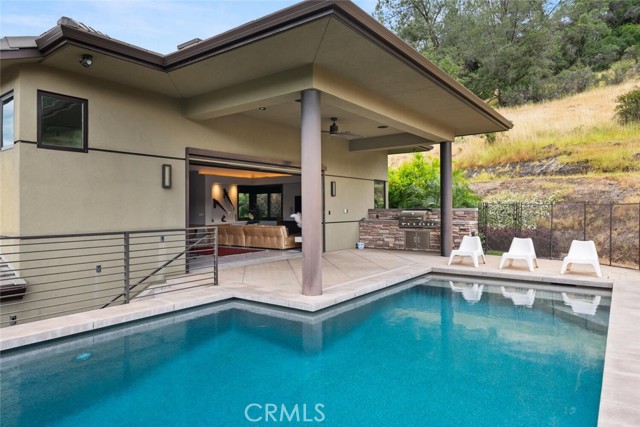 3386 Canyon Oaks Terrace, Chico CA: https://media.crmls.org/medias/90e4c94c-ae8d-49f1-9a42-d39f9e20ac68.jpg
