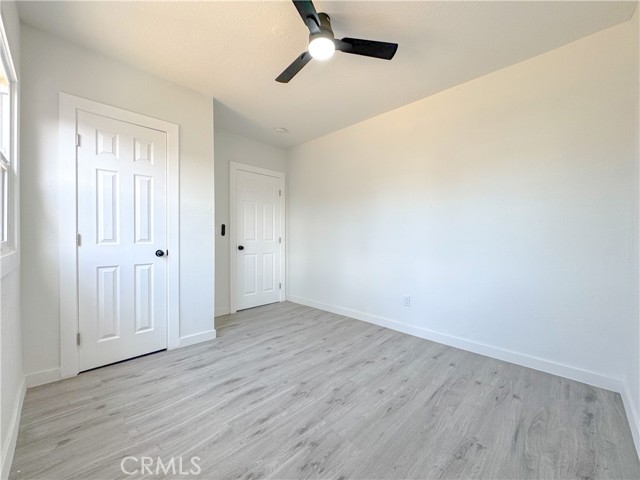 127 E 65th Street, Los Angeles CA: https://media.crmls.org/medias/90e51b5c-0477-4166-9b49-866b582db58a.jpg