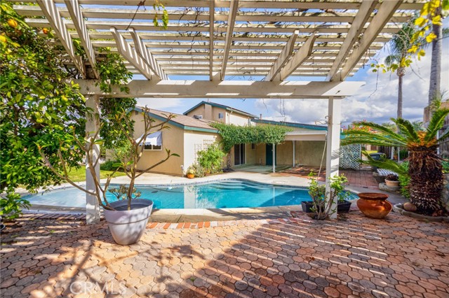 Detail Gallery Image 14 of 33 For 586 Tam O Shanter, San Marcos,  CA 92069 - 5 Beds | 3 Baths