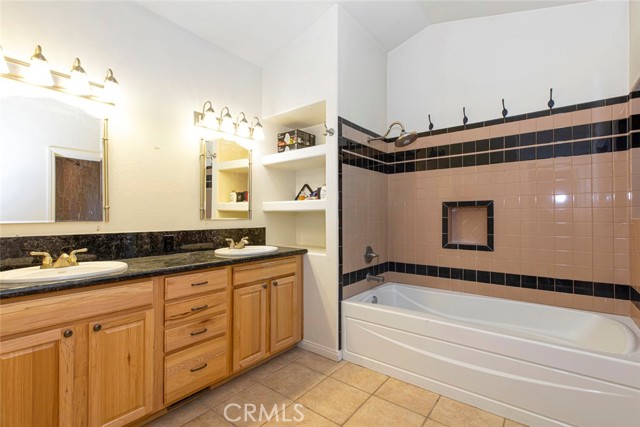 Detail Gallery Image 28 of 62 For 30265 Gremlin Ct, Running Springs,  CA 92382 - 4 Beds | 4 Baths