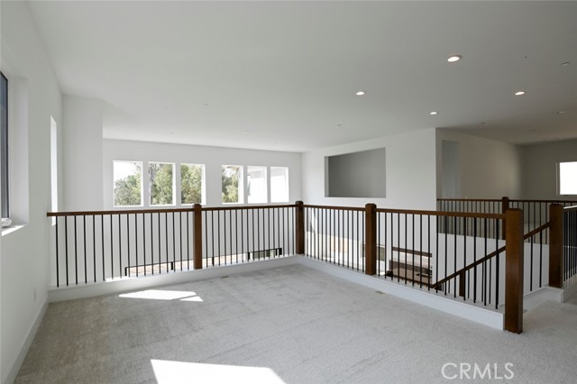 Detail Gallery Image 44 of 65 For 20552 Edgewood Ct, Chatsworth,  CA 91311 - 5 Beds | 5/1 Baths