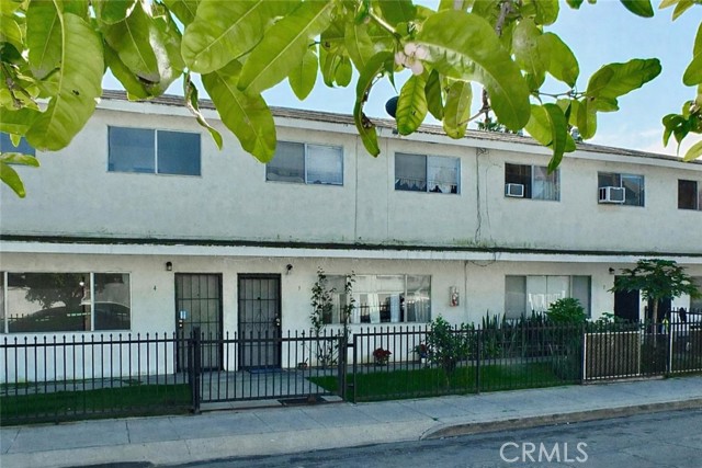 Detail Gallery Image 3 of 6 For 2408 E 17th St, Long Beach,  CA 90804 - – Beds | – Baths