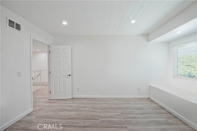 20227 Elkwood Street, Winnetka CA: https://media.crmls.org/medias/90e76a85-b933-423e-b352-6dc11b160085.jpg