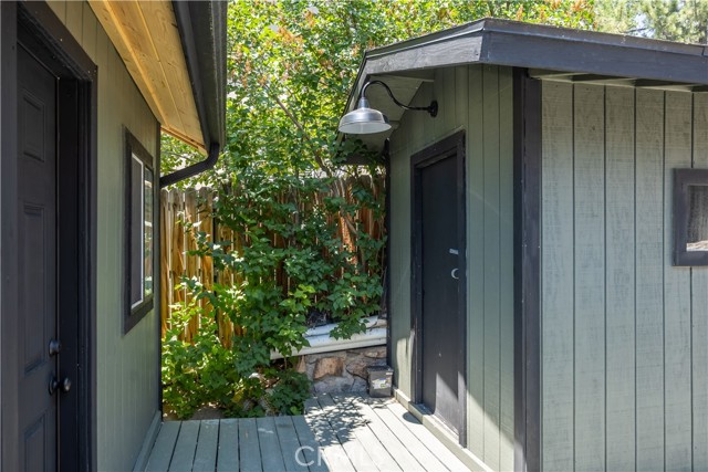 42668 Sonoma Drive, Big Bear Lake CA: https://media.crmls.org/medias/90e79ed4-9028-46c0-960a-166ab109b4e5.jpg