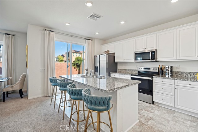Detail Gallery Image 12 of 54 For 15939 Tanzinite, Chino,  CA 91708 - 3 Beds | 2/1 Baths