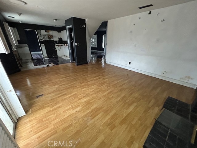 Detail Gallery Image 16 of 27 For 1308 Saint Francis, Los Banos,  CA 93635 - 3 Beds | 2/1 Baths