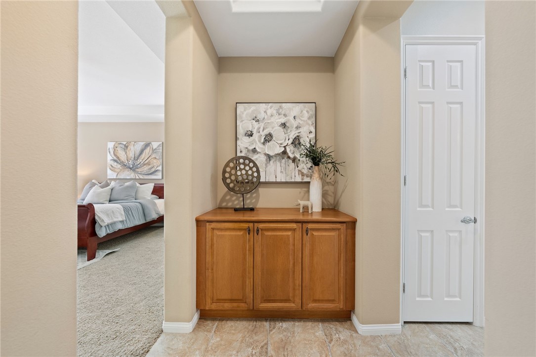 Detail Gallery Image 27 of 42 For 619 Barbre Ln, Corona,  CA 92879 - 4 Beds | 2/1 Baths
