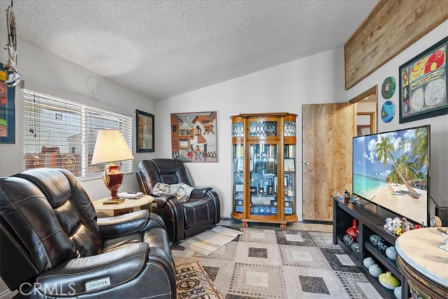 1701 Los Osos Valley Road, Los Osos CA: https://media.crmls.org/medias/90e9ff09-99ad-4020-ac7a-21d8918ae2b2.jpg
