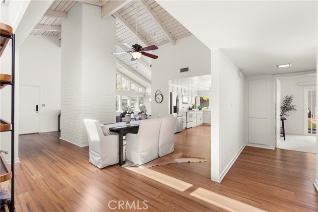 24595 Overlake Drive, Lake Forest CA: https://media.crmls.org/medias/90ea0767-a261-46f6-b5d1-a7e0bca1ad3b.jpg