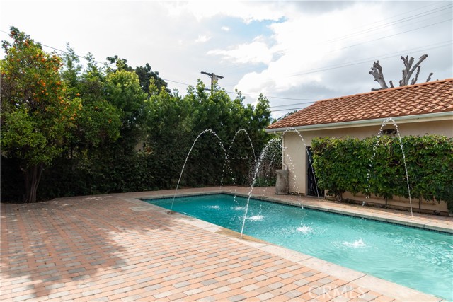 Detail Gallery Image 21 of 55 For 1137 N Banning Bld, Wilmington,  CA 90744 - 4 Beds | 5 Baths