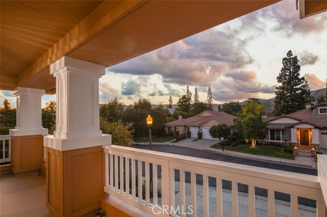 2188 Saratoga Lane, Glendora CA: https://media.crmls.org/medias/90ebbdd2-c027-4d25-a29c-ed7442929eec.jpg