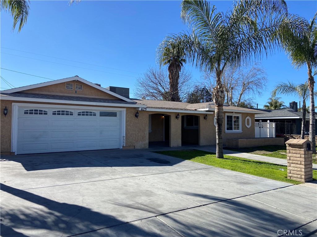 625 W Montrose Avenue, Hemet, CA 92543