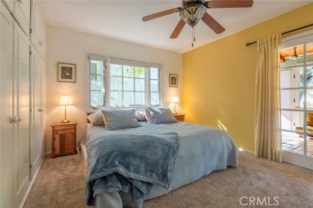 5223 Alhama Drive, Woodland Hills CA: https://media.crmls.org/medias/90ec9f9d-ff05-45f6-a6b5-48479a75d2a1.jpg