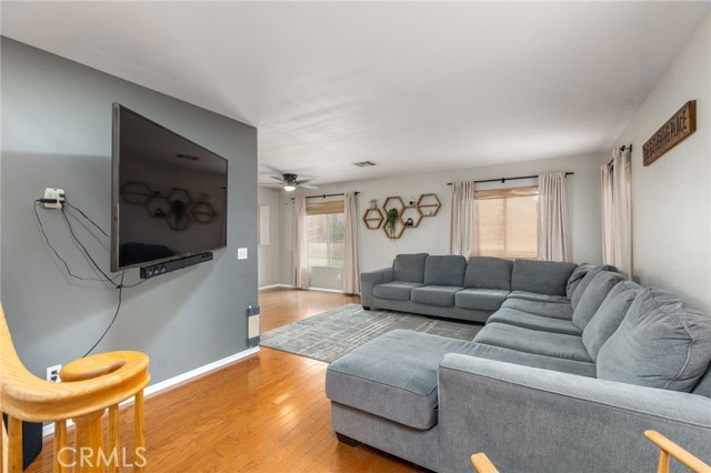 Image 4 of 24 For 727 Aspen Glen Lane