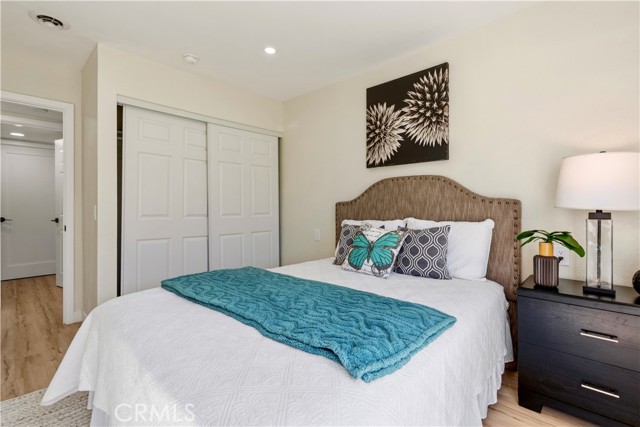 Detail Gallery Image 13 of 29 For 9602 Ives, Bellflower,  CA 90706 - 4 Beds | 3 Baths