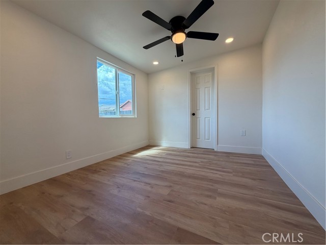 9078 Hemlock, Fontana CA: https://media.crmls.org/medias/90ef05a9-7b55-42b8-8227-b44503790dbb.jpg