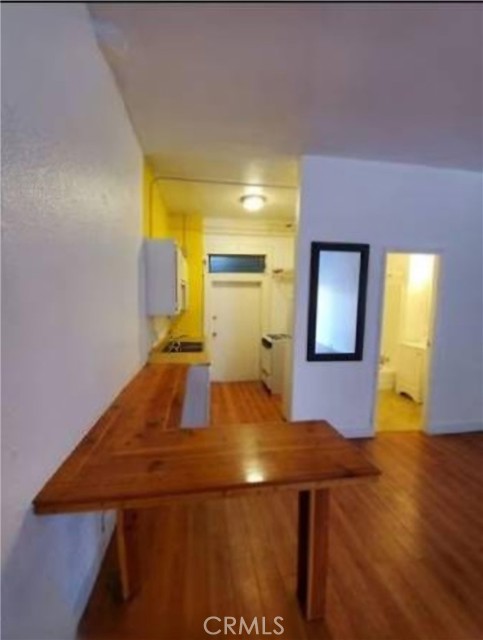 101 Dudley Ave, Venice CA: https://media.crmls.org/medias/90ef553b-0964-4f62-bdd0-da21180334d2.jpg