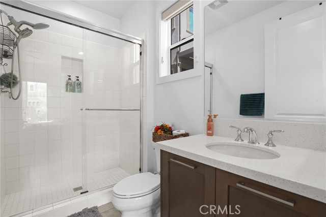 20535 W Bluebird Court, Porter Ranch CA: https://media.crmls.org/medias/90efc6ed-9200-46e1-83e5-5d5439d3cdc8.jpg