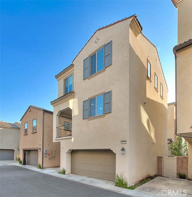 831 Wintergreen Way, Upland CA: https://media.crmls.org/medias/90f039c9-217b-4328-99ea-1e043b987120.jpg