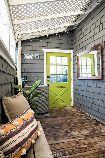 517 5th Street, Manhattan Beach, California 90266, 3 Bedrooms Bedrooms, ,2 BathroomsBathrooms,Residential,Sold,5th,SB22046594