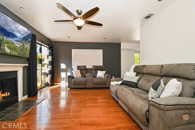 Detail Gallery Image 3 of 20 For 1448 Kauai St, West Covina,  CA 91792 - 2 Beds | 1 Baths