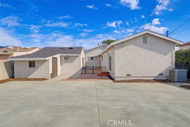 Detail Gallery Image 43 of 47 For 417 S Glenwood Pl., Burbank,  CA 91506 - 5 Beds | 3 Baths