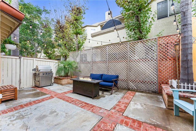 Detail Gallery Image 14 of 38 For 4700 Warner Avenue #112,  Huntington Beach,  CA 92649 - 3 Beds | 2/1 Baths