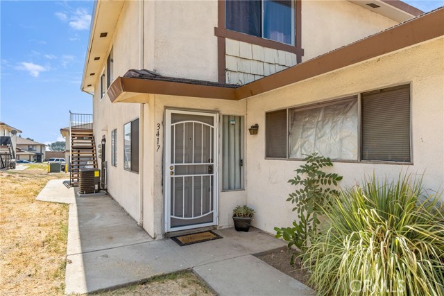 Detail Gallery Image 1 of 22 For 3417 20th St, Highland,  CA 92346 - 2 Beds | 1 Baths