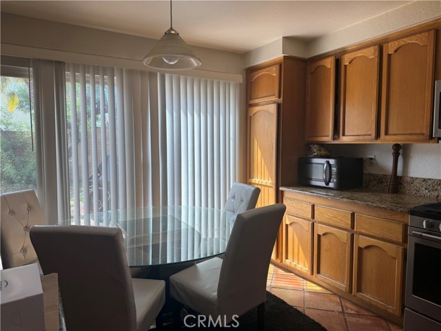 Detail Gallery Image 11 of 24 For 3344 S North Shore, Ontario,  CA 91761 - 4 Beds | 2/1 Baths