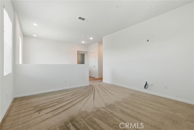 Detail Gallery Image 12 of 39 For 24583 Acadia Dr, Corona,  CA 92883 - 3 Beds | 2/1 Baths