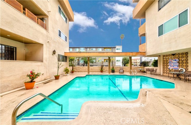 Detail Gallery Image 29 of 32 For 358 S Gramercy Pl #201,  Los Angeles,  CA 90020 - 2 Beds | 2 Baths